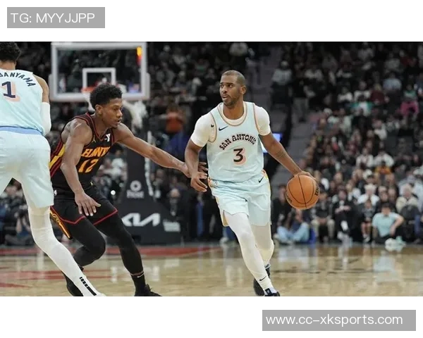 保罗掌舵经验丰富助攻8次虽无得分但贡献3篮板3抢断表现出色